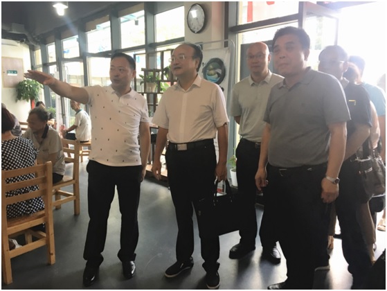 省国资委杨平副主任率队考察雷火网_雷火（中国）侨亚文明窗口申报工作