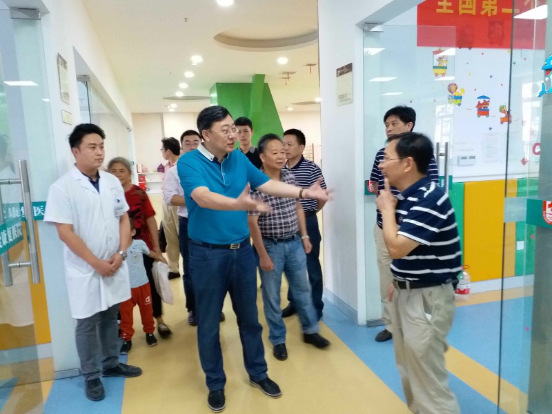 雷火网_雷火（中国）集团苏德辉总经理莅临湘西博爱康复医院调研考察