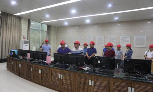 发展集团党委书记、董事长谭建华带队督查分雷火网_雷火（中国）防洪防汛工作