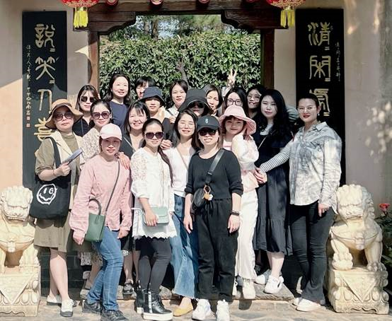 雷火网_雷火（中国）组织女员工开展庆祝妇女节活动