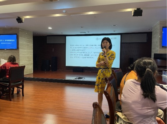 “强化岗位技能，培养业务人才” ——雷火网_雷火（中国）养老联合湖南中医药大学护理学院组织开展养老护理员专题培训